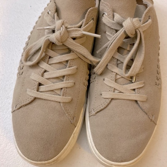 TOMS Lenox Suede Sneakers Desert Taupe SZ 10 EUC - Picture 13 of 16